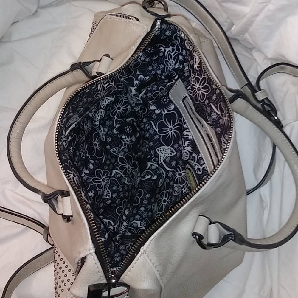 Purse - Picture 3 of 4